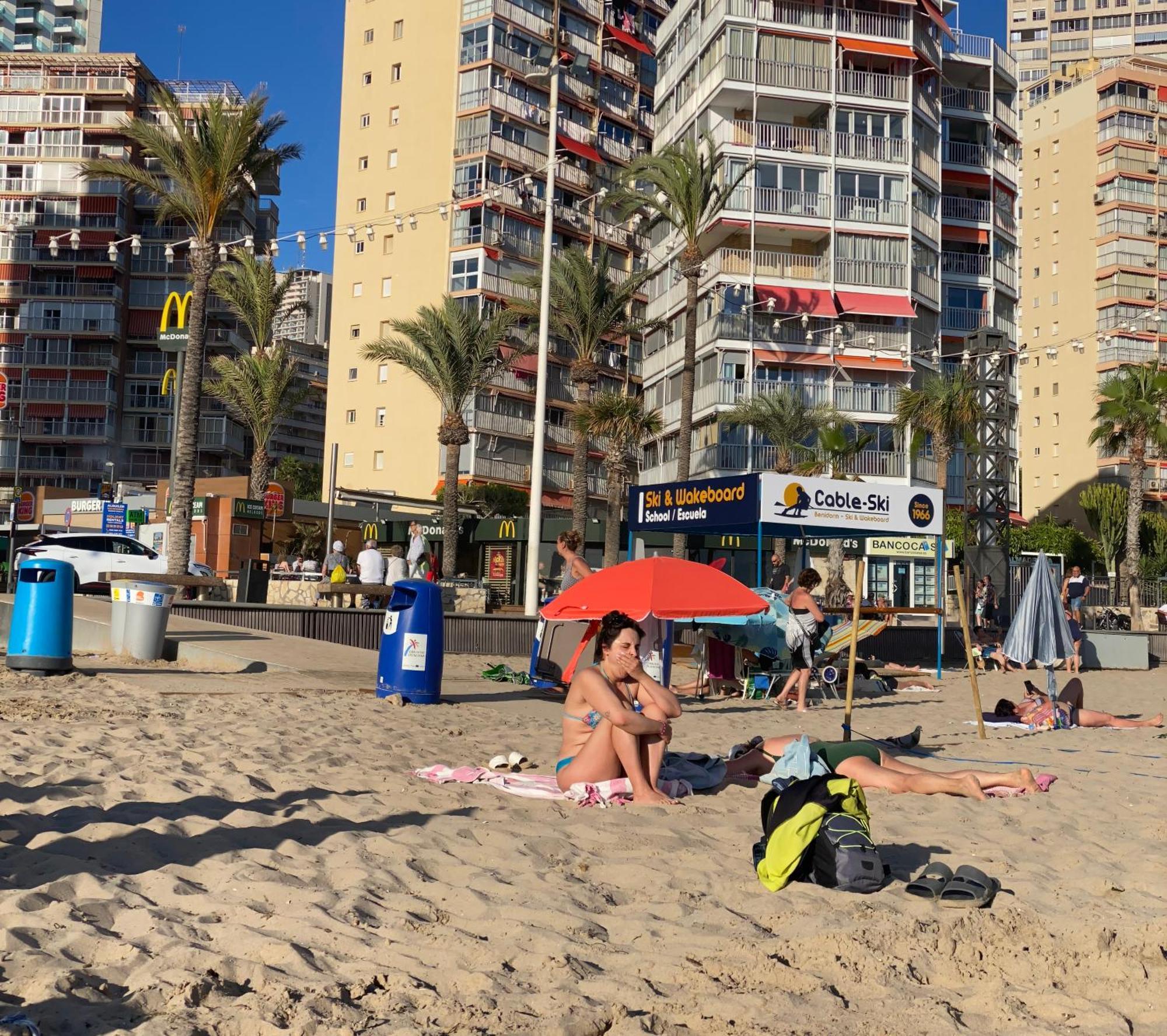 شقة Benidorm Beach المظهر الخارجي الصورة