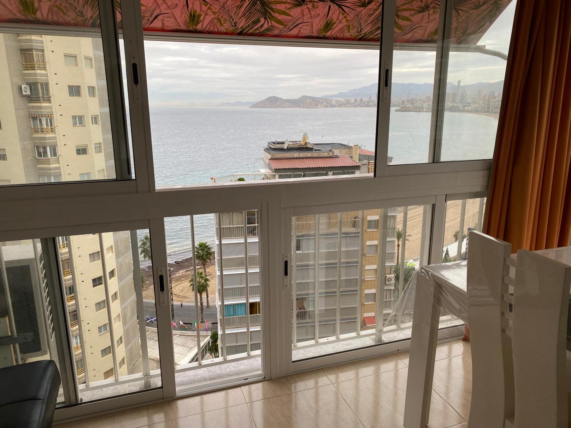 شقة Benidorm Beach المظهر الخارجي الصورة